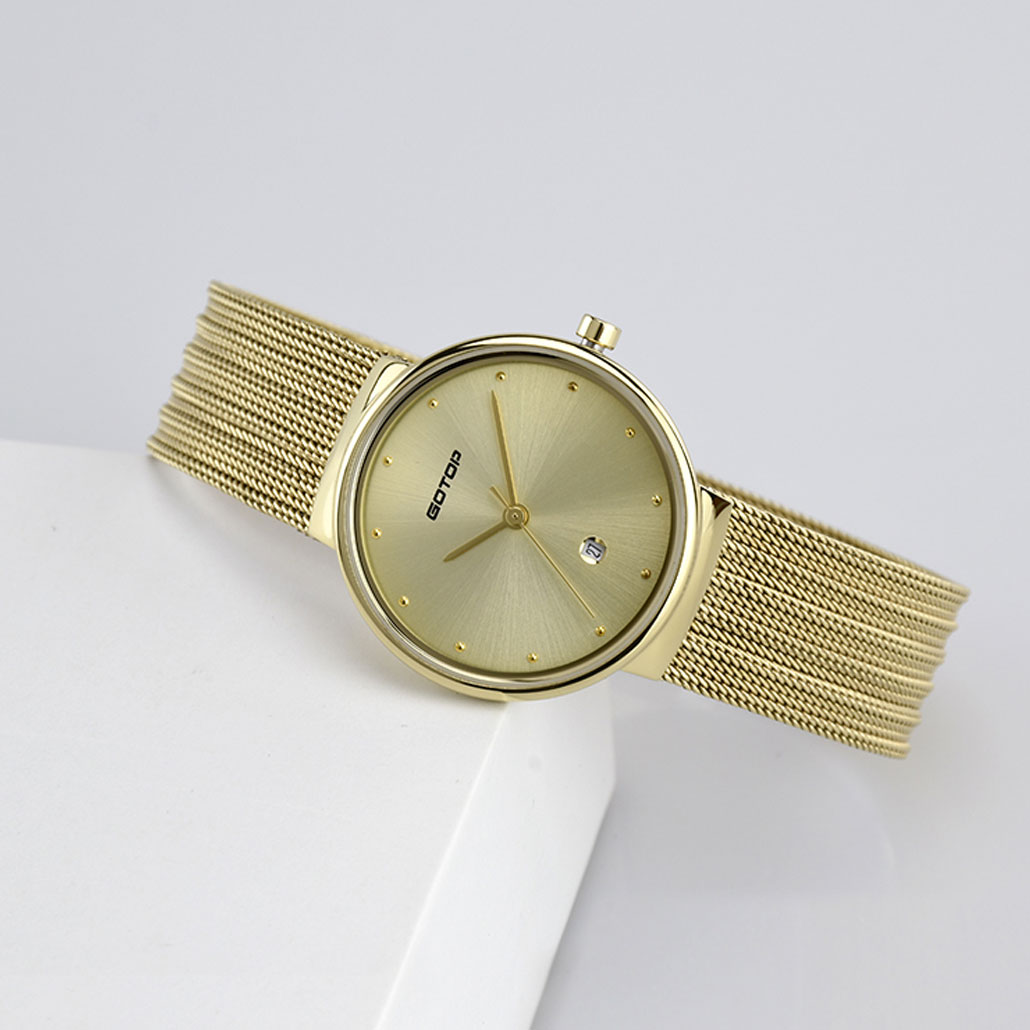 Women's Watch With Metal Mesh Band
